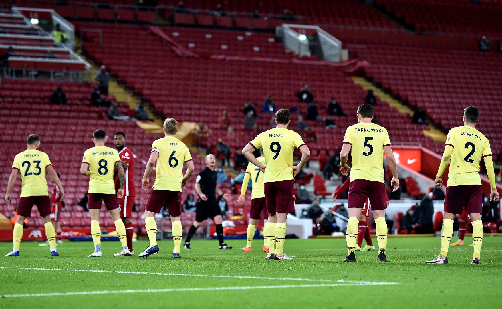 比赛场面激 比赛场面激